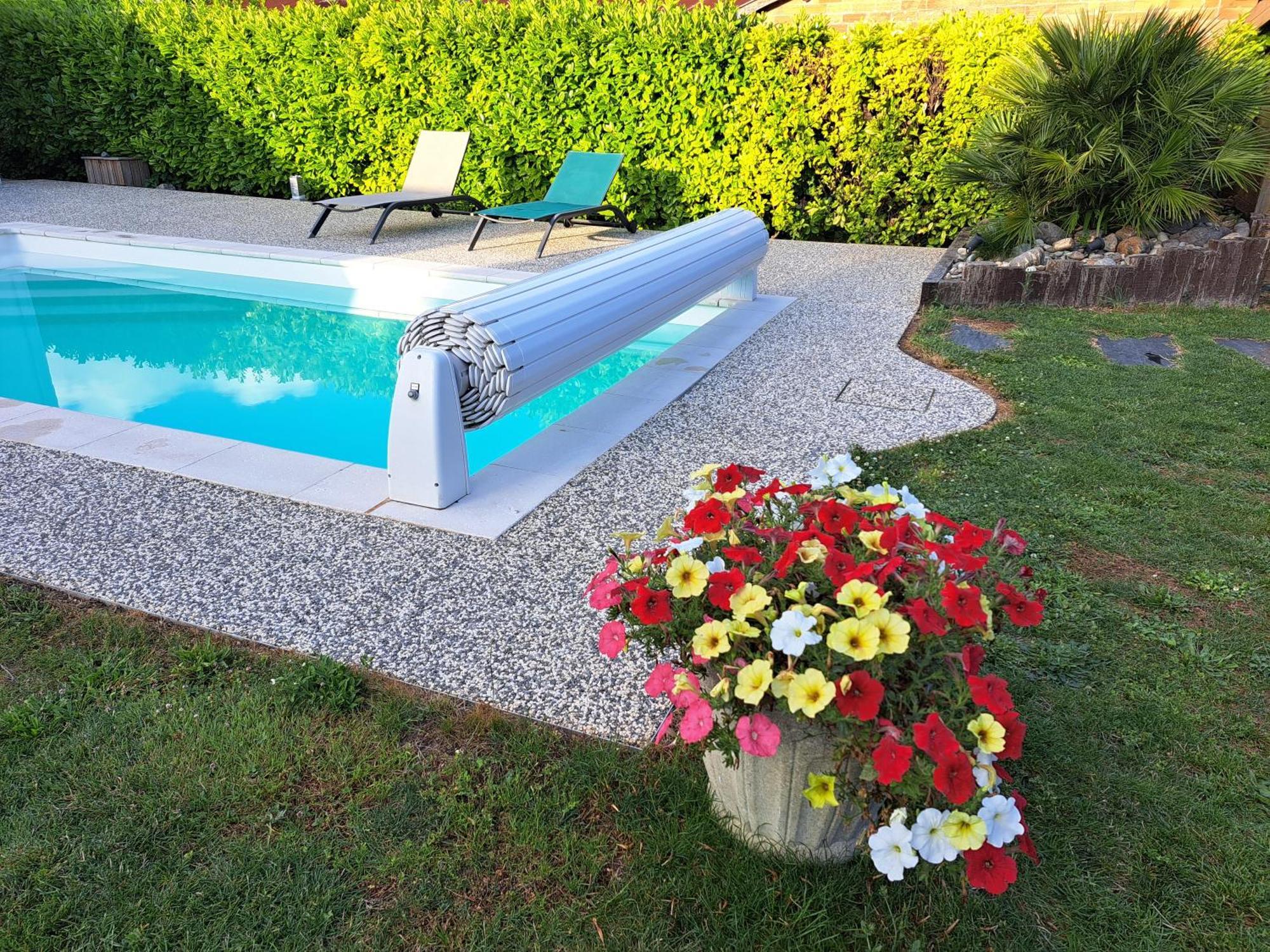 Chambre D Hote La Riviere 45M2 Jardin Et Piscine Aigrefeuille-d'Aunis Luaran gambar